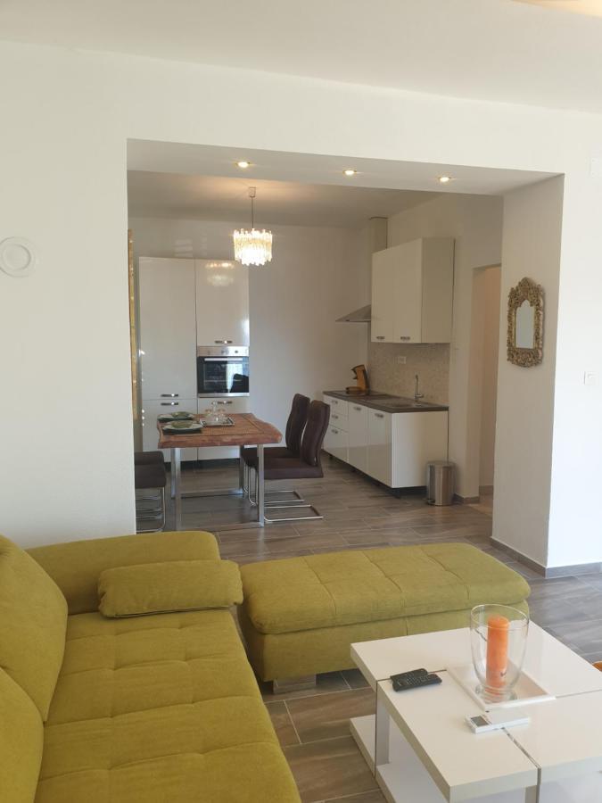 Bella Casa Appartement Senj  Buitenkant foto